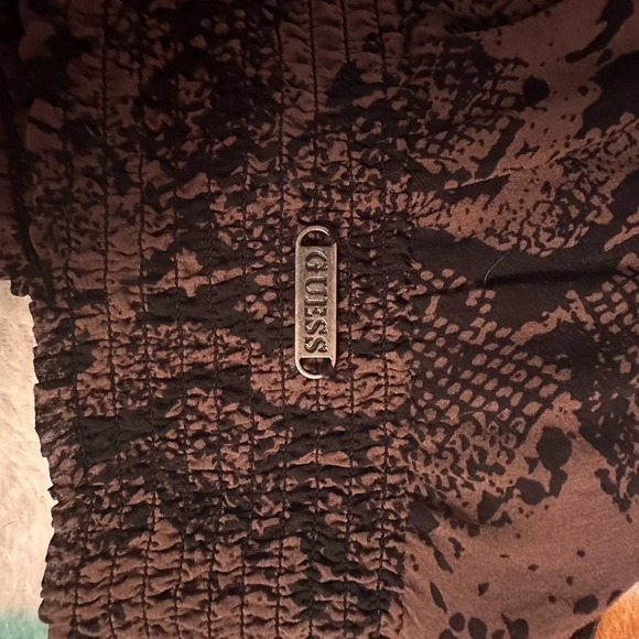 Sexy Guess sleeveless  blouse - Picture 3 of 3